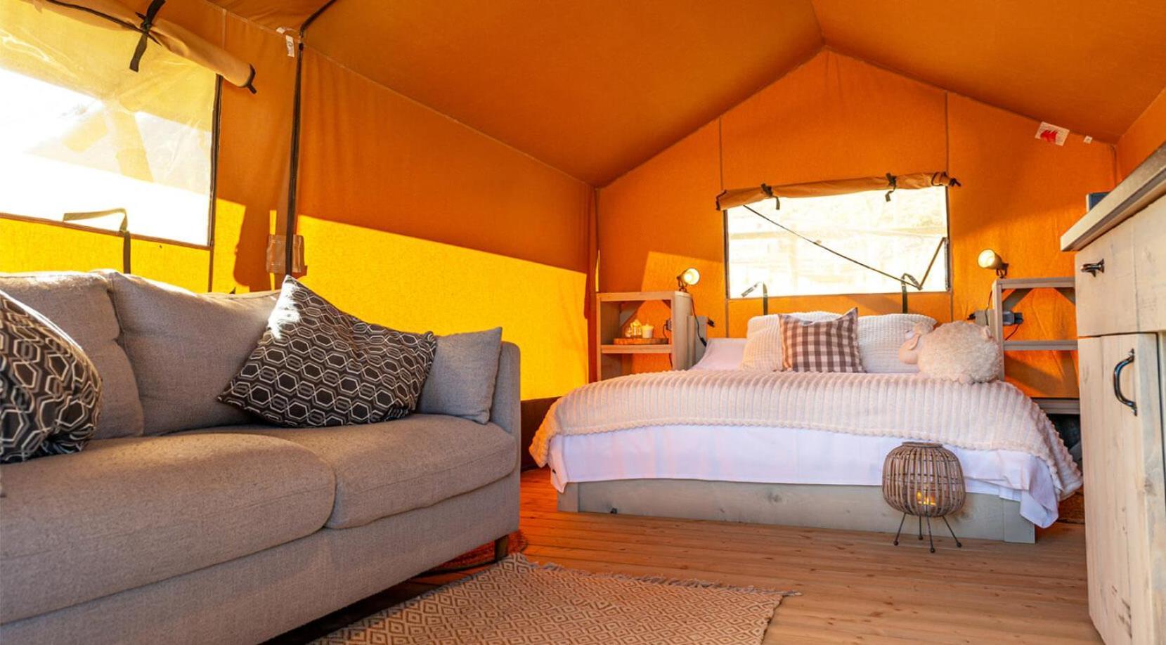 La Noguera Camping Sant Llorenç de Montgai Exterior foto