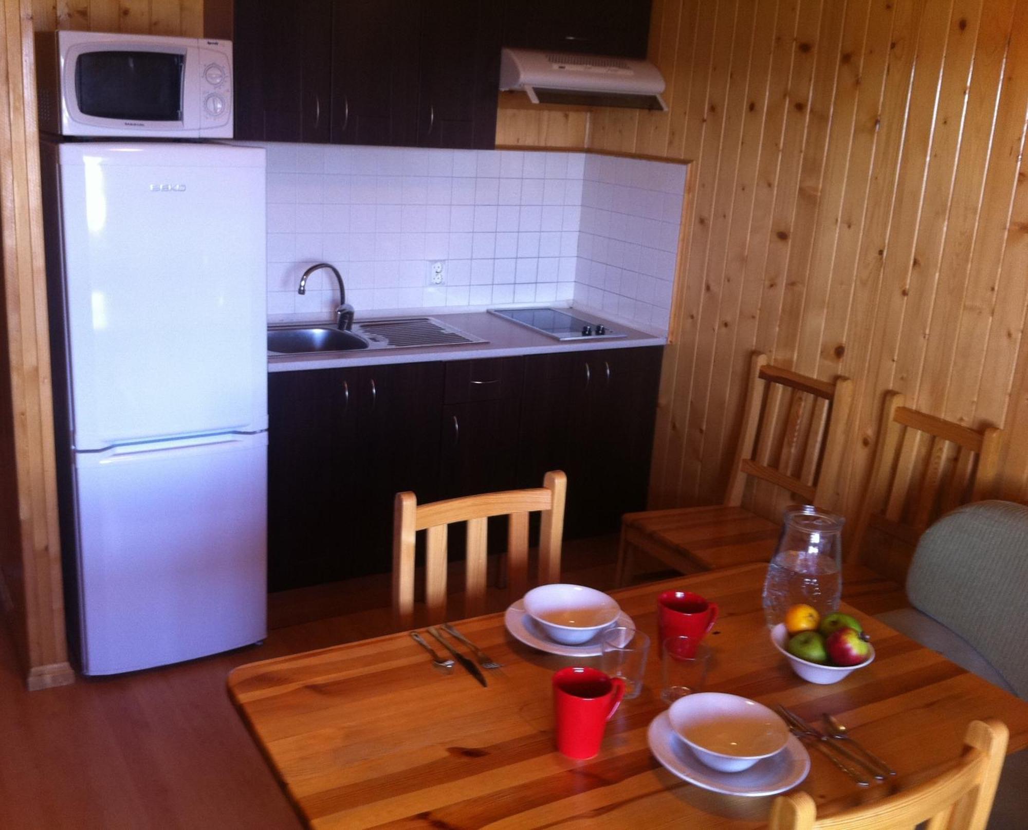 La Noguera Camping Sant Llorenç de Montgai Exterior foto